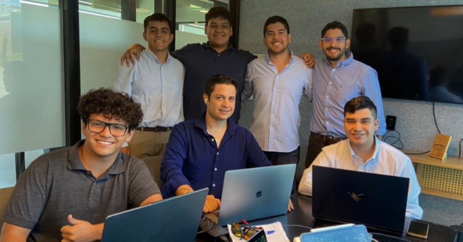 /provincial/jovenes-de-puente-alto-crean-la-startup-pega-ya