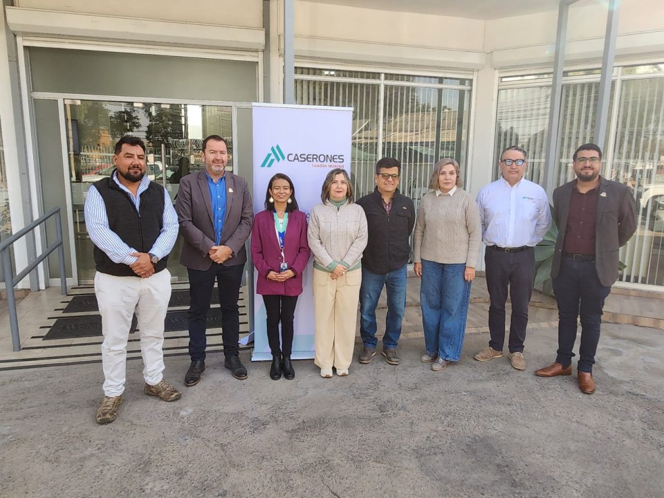 /caserones-corfo-y-corproa-firmaron-convenio-para-fortalecer-el