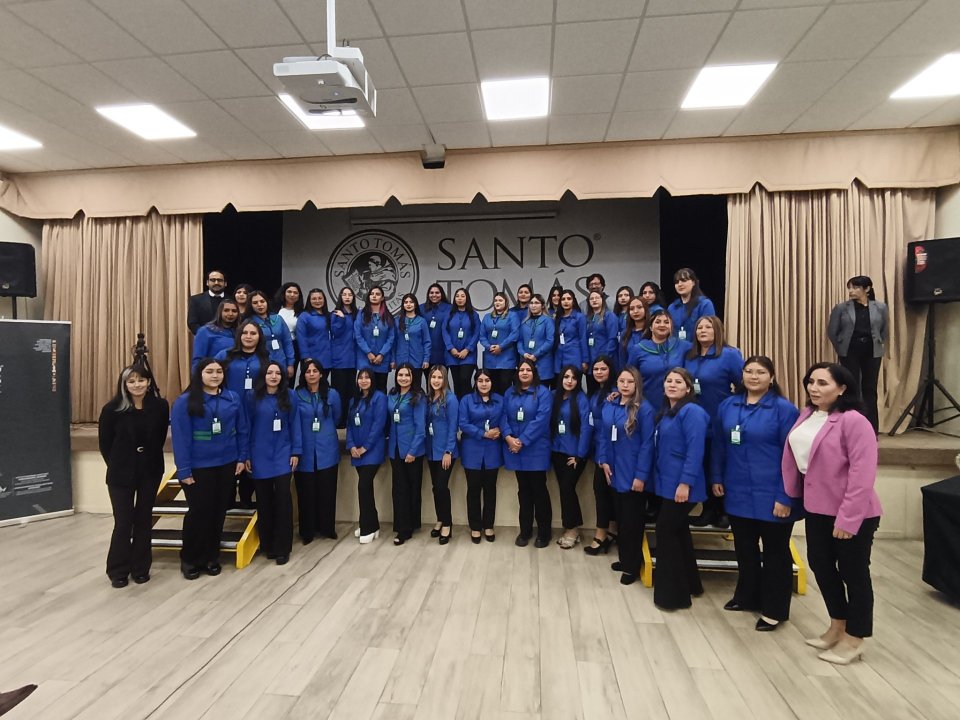 /35-estudiantes-de-la-carrera-de-tecnico-en-educacion-parvularia-1-y-2