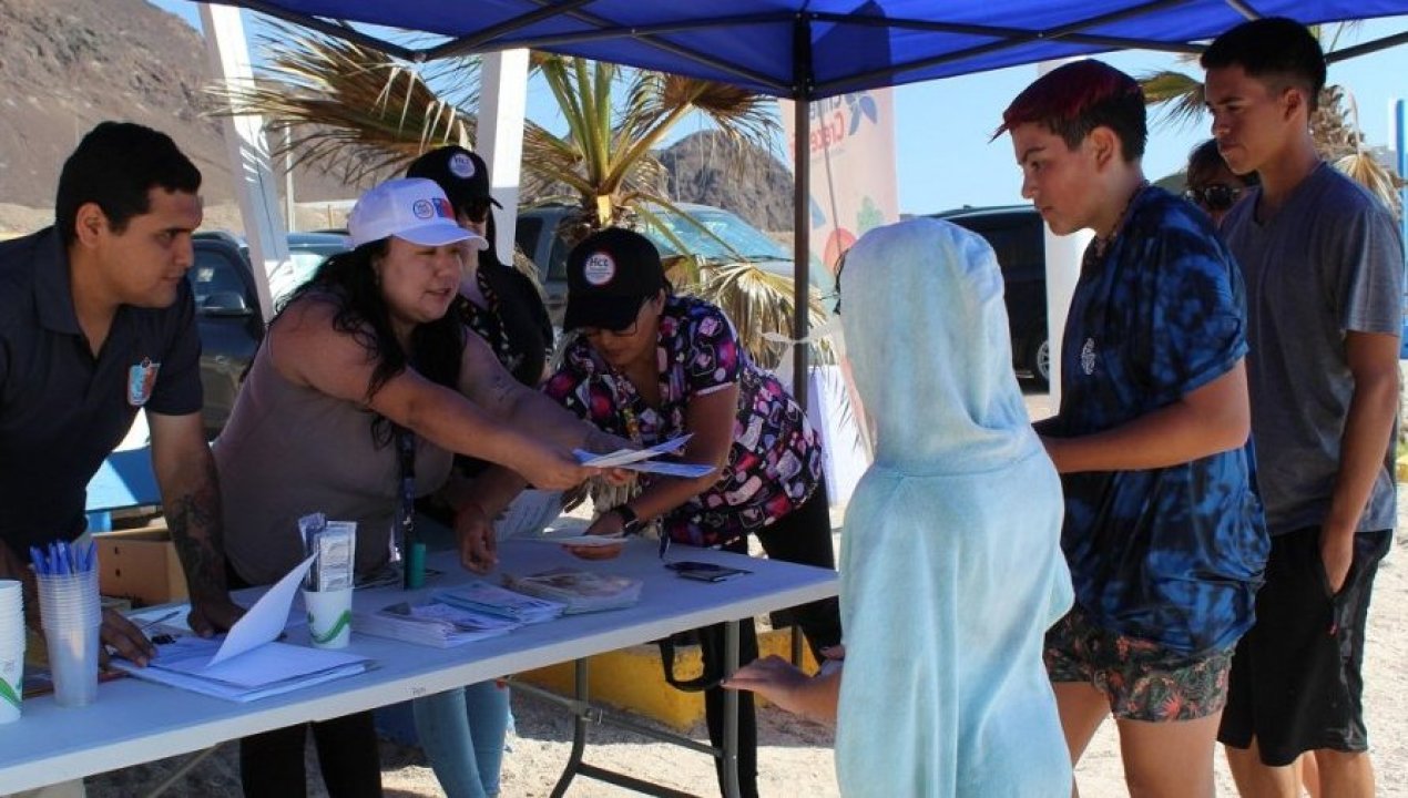 /hospital-21-de-mayo-de-taltal-entrega-informacion-a-adolescentes-y-jovenes