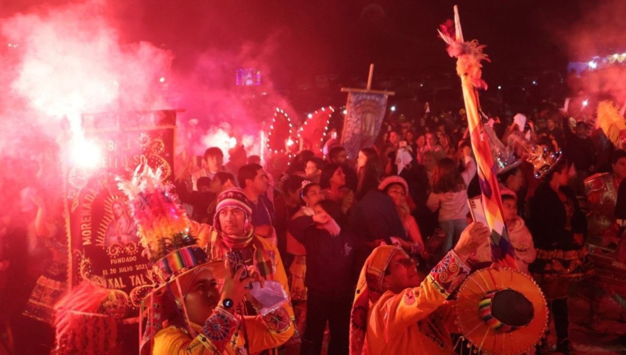 /local/mas-de-86-anos-de-fe-taltal-celebro-a-la-virgen-de-lourdes-en-la-puntilla