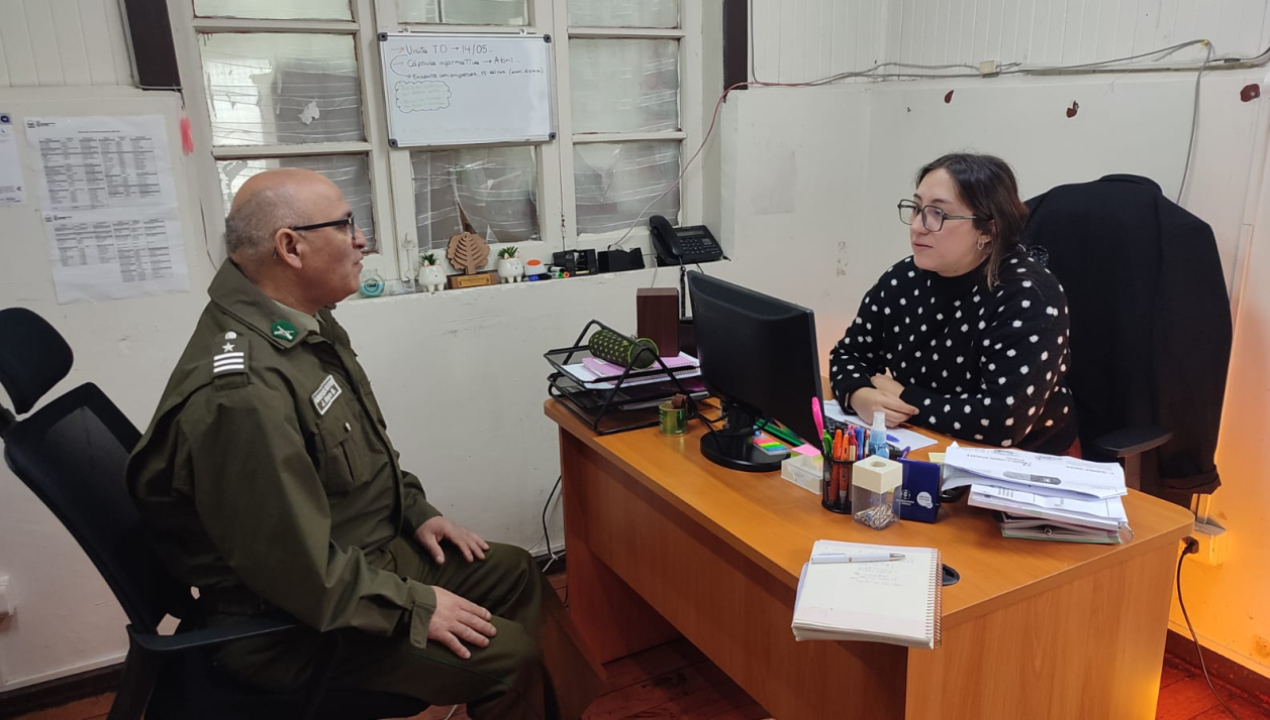 /lebu/provincia-de-arauco/equipo-admision-escuela-de-formacion-policial-visita-omil
