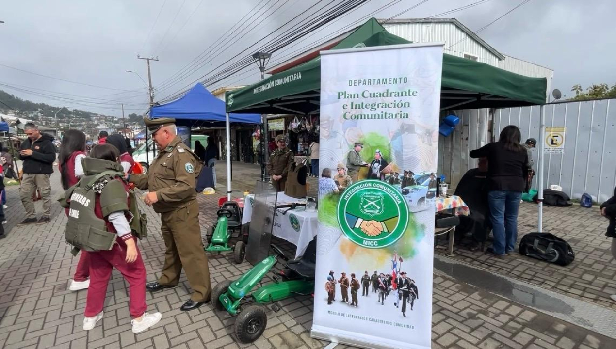 /carabineros-realiza-operativo-civico-en-lebu-en-el-marco-de-su-99