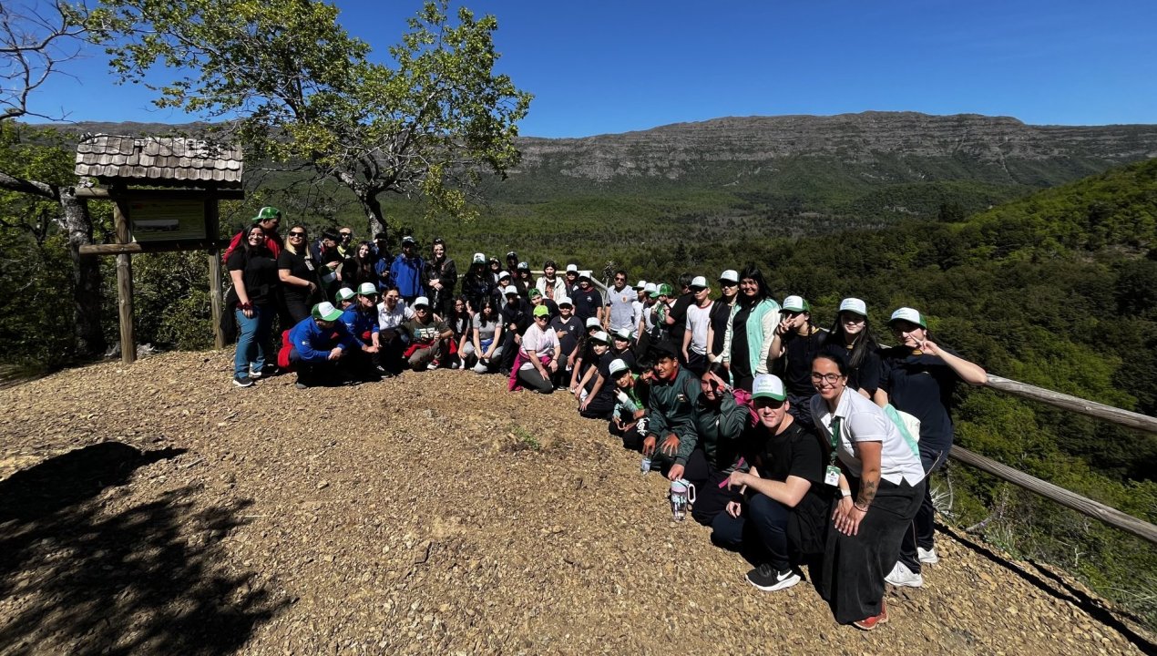 /forjadores-ambientales-visitan-radal-siete-tazas