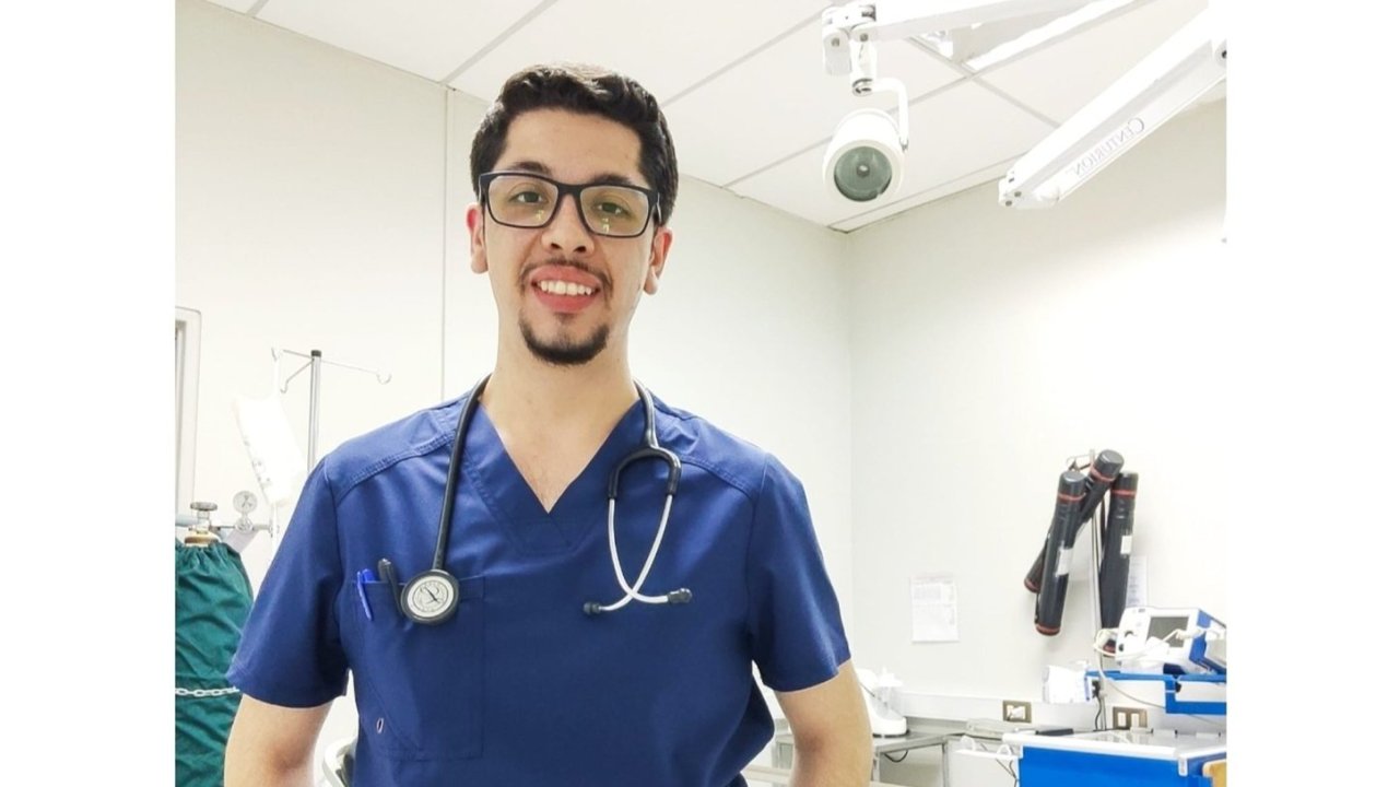 /opinion/todo-empezo-con-una-lampara-feliz-dia-de-la-enfermeria