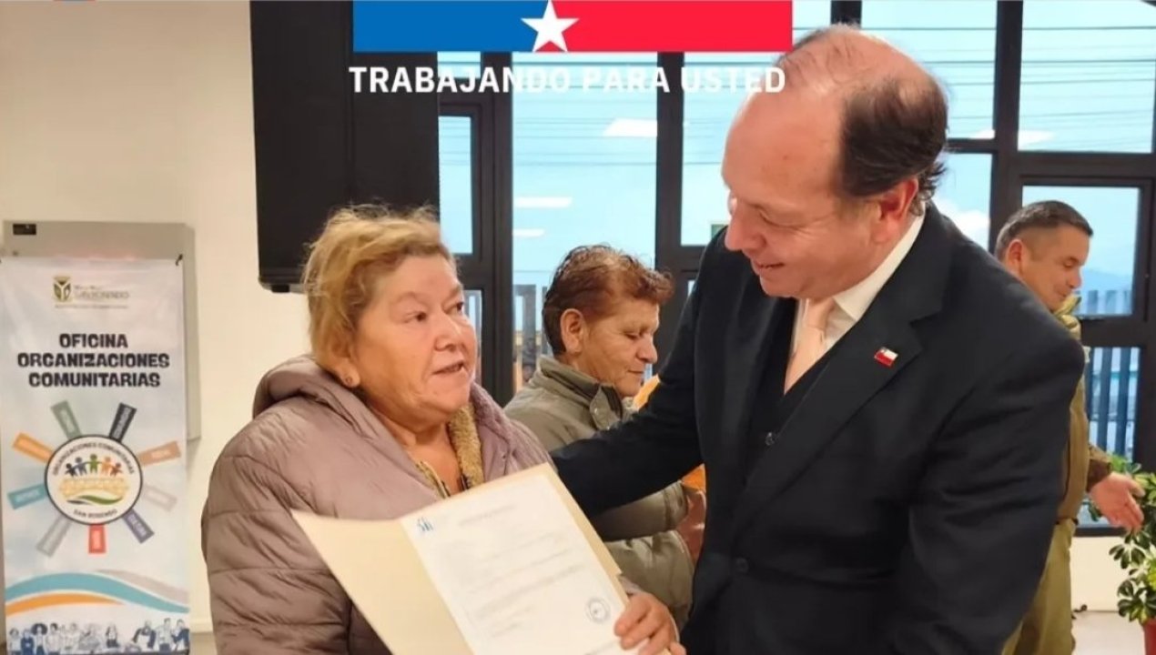 /al-fin-familias-regularizan-casas-a-16-anos-del-27f