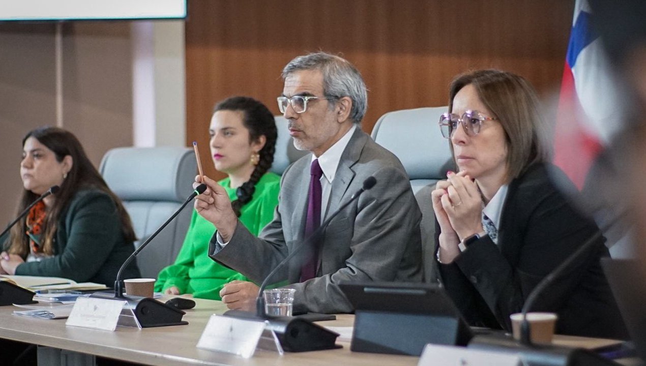 /subsecretario-cordero-en-puerto-montt-criticas-por-exclusion-de