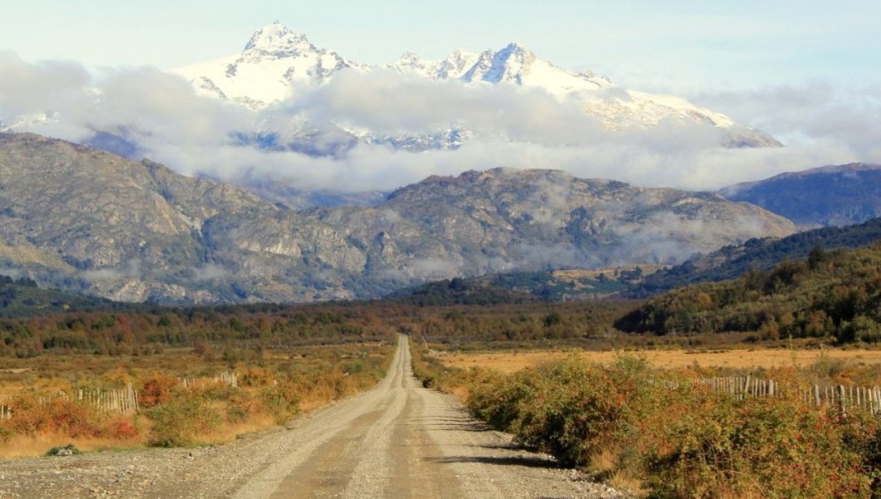 /local/kast-apuesta-fuerte-por-la-conectividad-total-de-la-carretera-austral-800