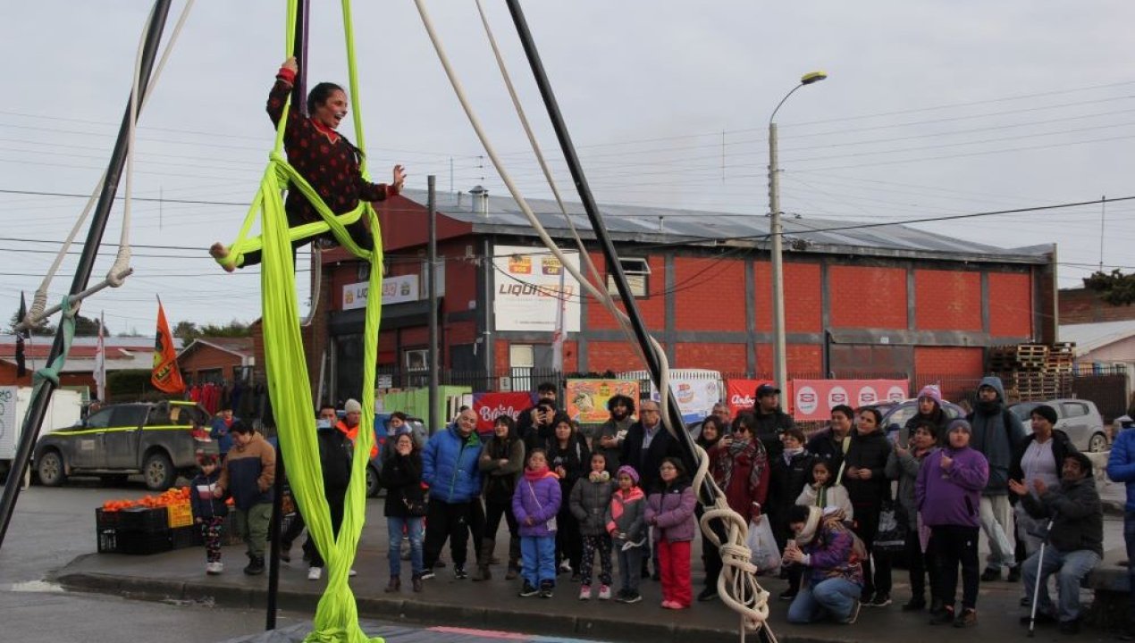 /carnaval-ruta-de-los-mares-musica-circo-y-color-en-los-barrios-el