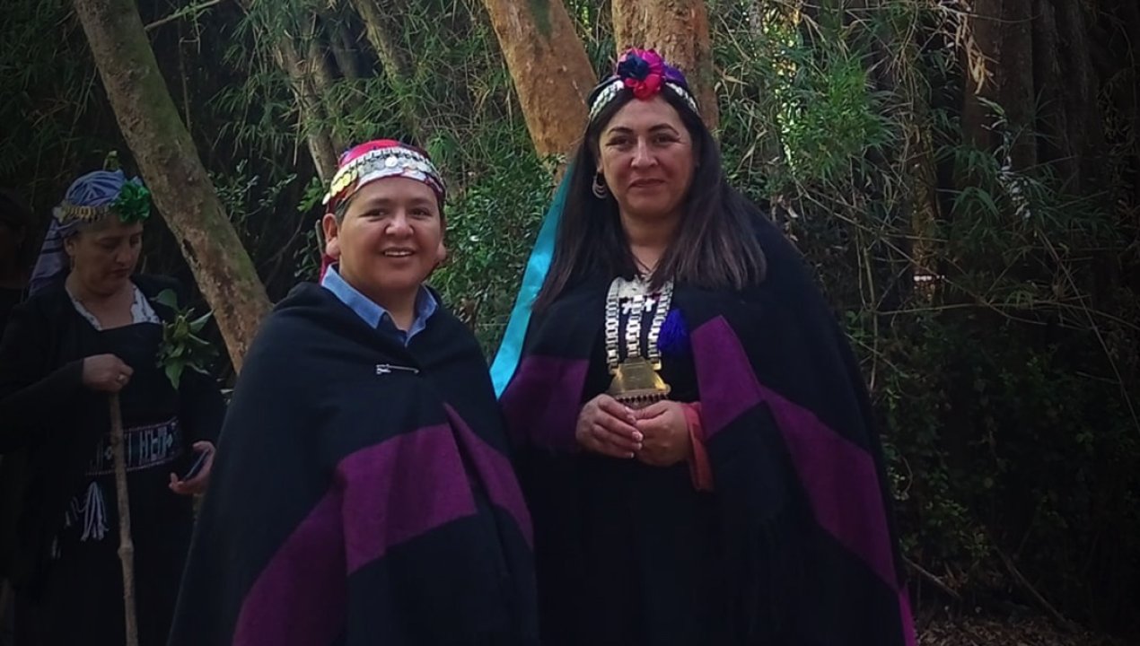 /primer-matrimonio-homosexual-mapuche-mujeres-se-casan-en-la-araucania