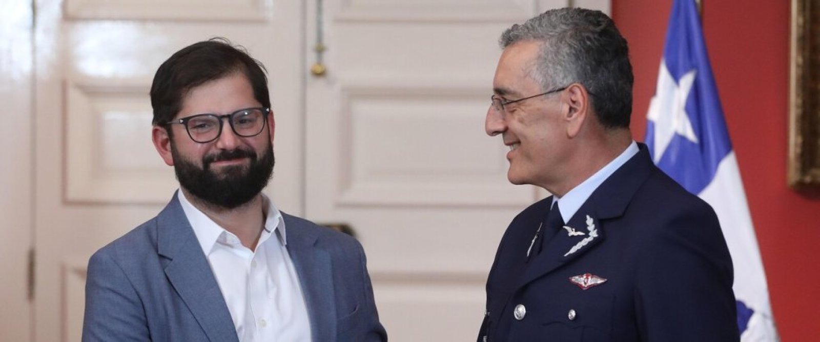 Comandante de la FACH descarta injerencia de Boric en caso de exfuncionarios detenidos