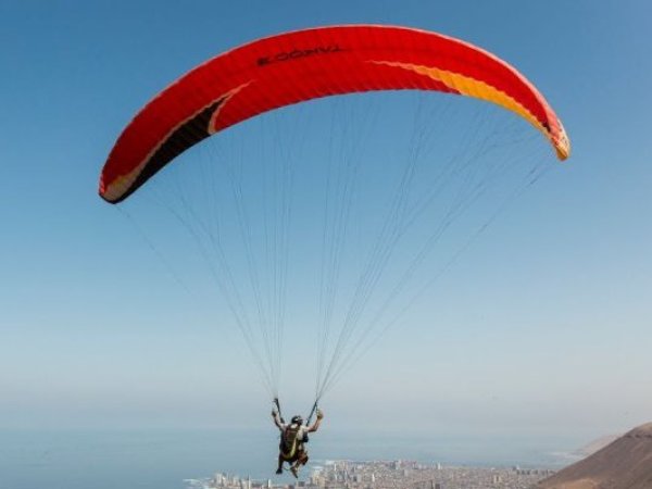 Piloto de parapente fue formalizado por cuasidelito de homicidio