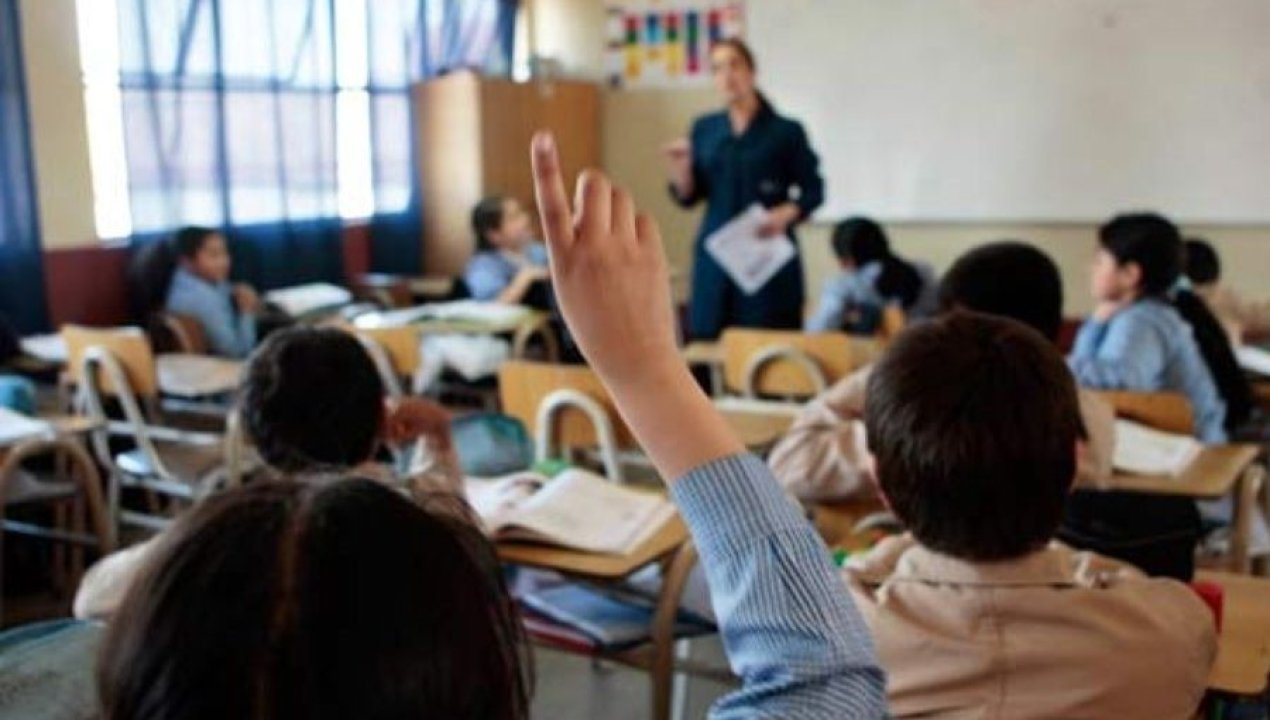 /actualidad/educacion/bonos-y-becas-2026-estos-son-los-beneficios-a-los-que-estudiantes-de