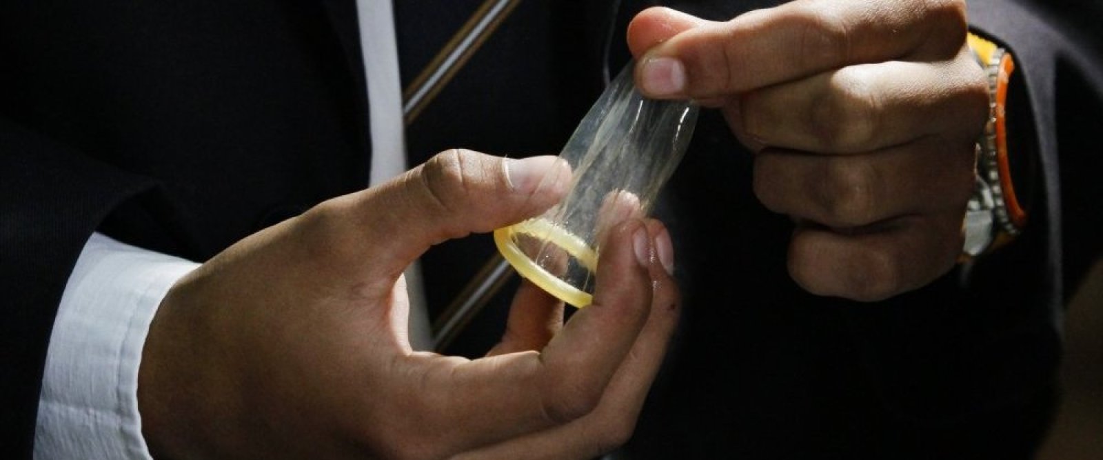 Aumentan contagios de gonorrea sífilis entre jóvenes chilenos
