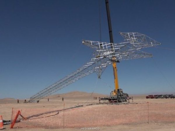 Megaproyecto Kimal-Lo Aguirre inicia el izaje de sus primeras torres de transmisión