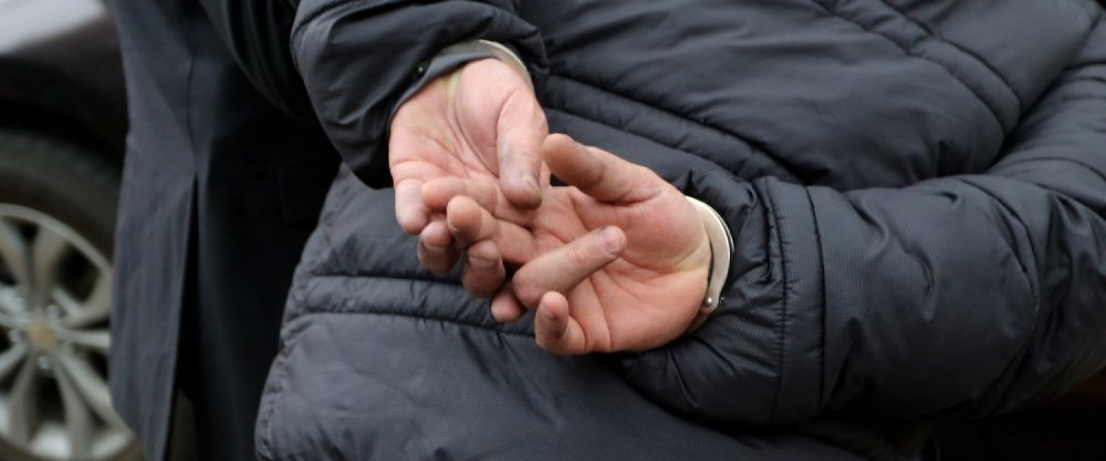 Prisión preventiva para tres extranjeros acusados de explotar sexualmente a una menor en Talca