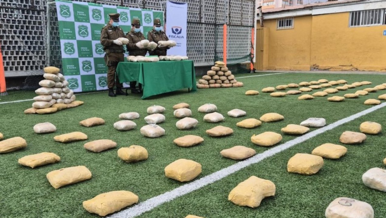 /carabineros-intercepta-mas-de-mil-millones-de-pesos-en-droga